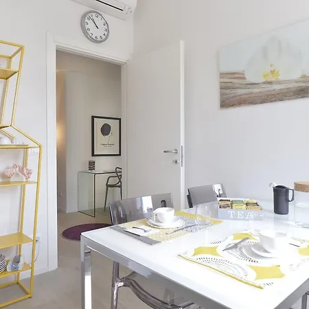 Ur-nest Vestri - Golden Appartement