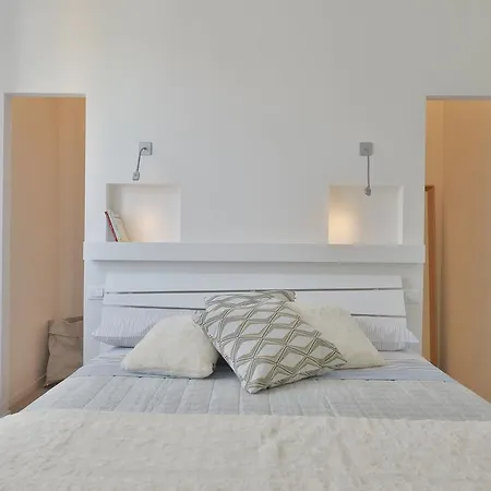 Ur-nest Vestri - Golden *