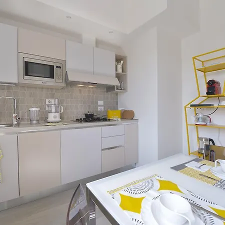 Apartament Ur-nest Vestri - Golden Bolonia