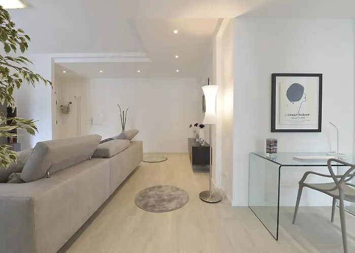 Ur-nest Vestri - Golden *