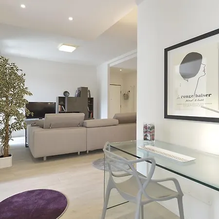 Ur-nest Vestri - Golden * Bologna